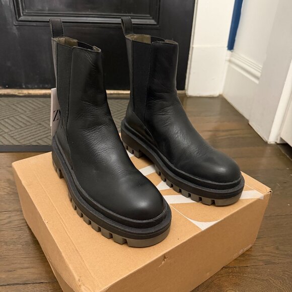 ZARA Ankle Boots with Gray Track Soles - Picture 3 of 5